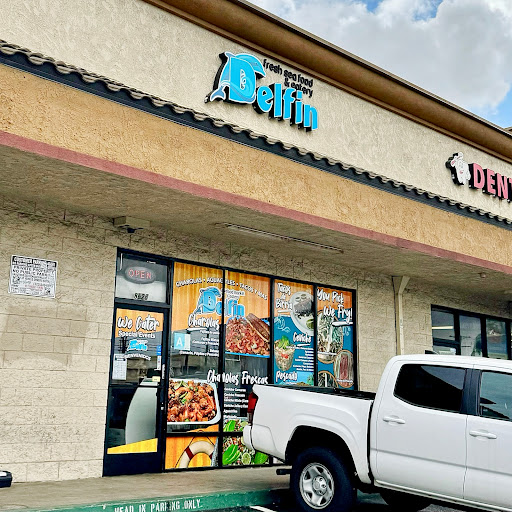 Delfin Seafood Market & Restaurant