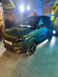 Photo n°4 de LIGIER STORE - JSL AUTOS AUBAGNE - VOITURES SANS PERMIS LIGIER à Aubagne (Vendeur de voitures d'occasion)