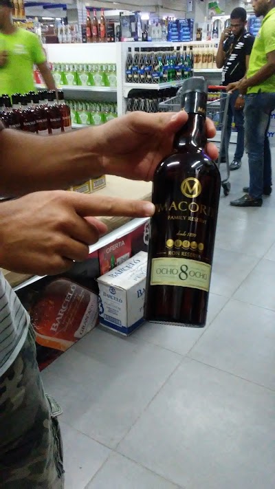 Photos of Albert's Licores