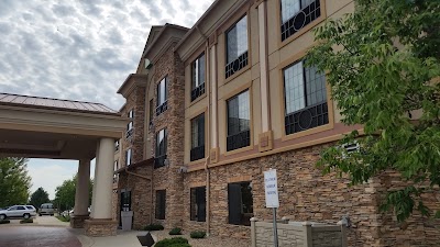 Photos of Holiday Inn Express & Suites Longmont