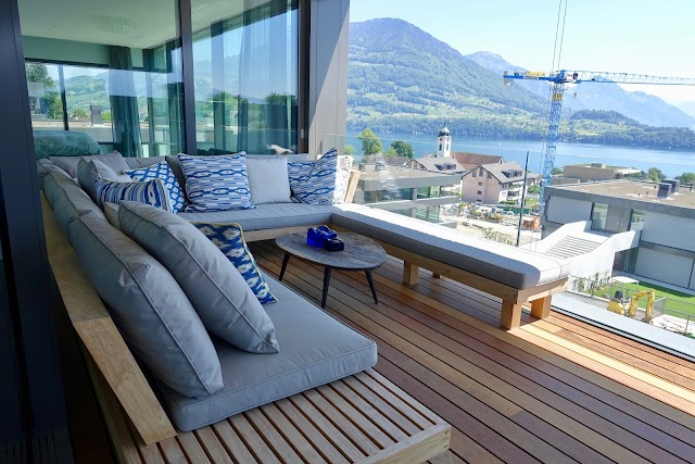LIVINGDREAMS Hauptgeschäft & Showgarten for Custom made furniture & weatherproof cushions