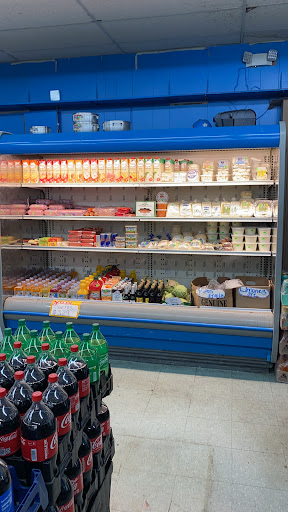 El Oso Polar Supermarket - Thumbnail
