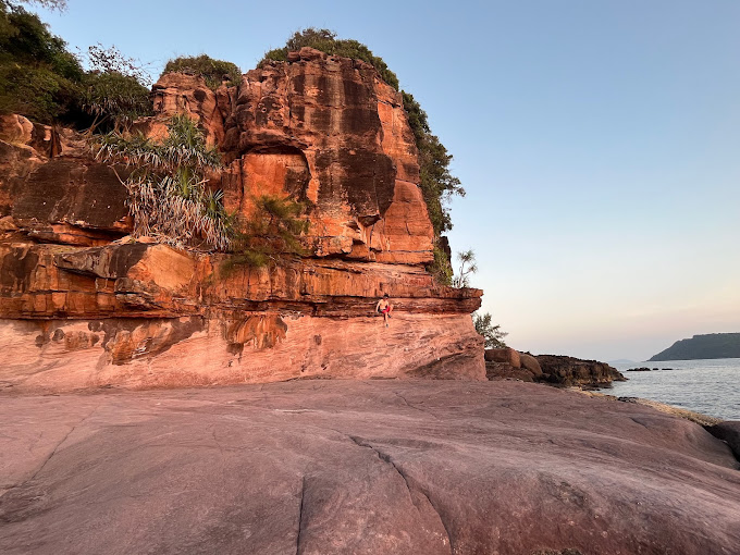 Red Limestone Cliff, Hòn Thơm, Phú Quốc, Kiên Giang