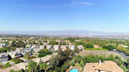 Crest Sotheby's International Realty - Thumbnail