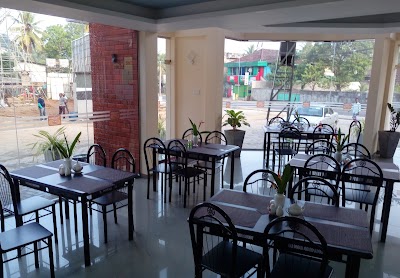 Photos of Traveller"s Cafe