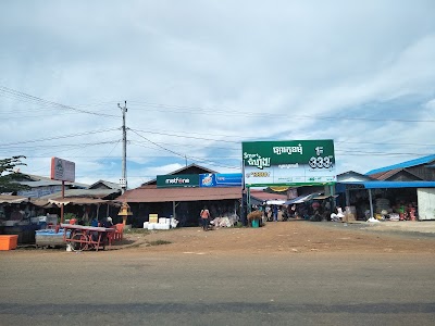 Photos of Kaun Mom Market