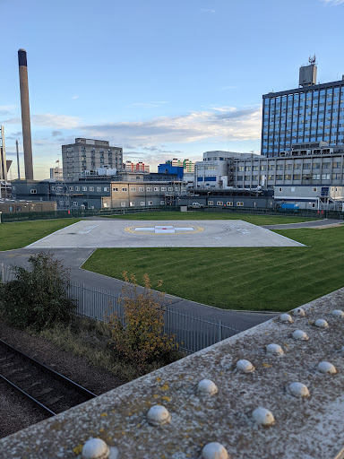 Hull Royal Infirmary Helipad - Thumbnail