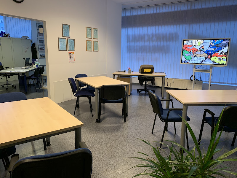 Fahrschule Emberger - Wiesbaden Foto 2