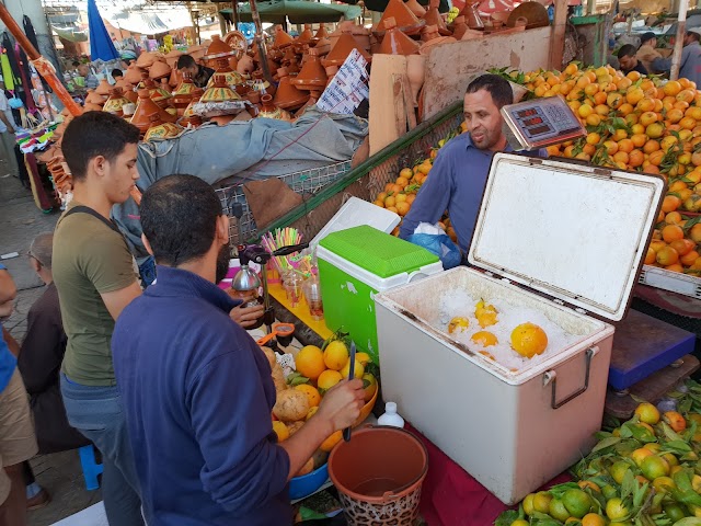 Souk El Ahad . Porte 12
