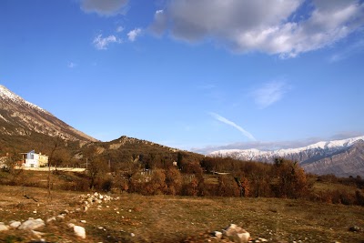 Ι.Ναός Κοιμήσεως της Θεοτόκου, Σαρακίνιστας