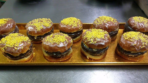 Horseshoe Donuts - Thumbnail