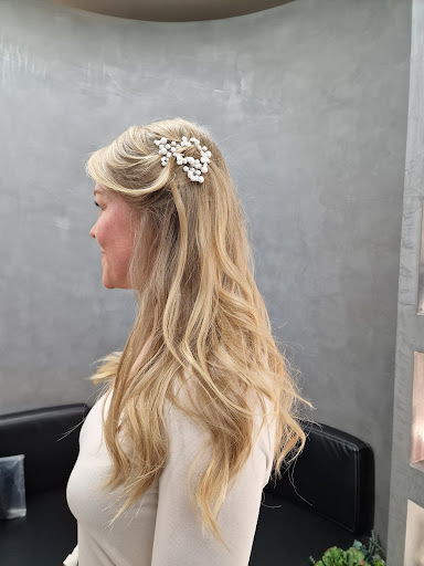 Parrucchiere Marcello - Salone L'oreal Professionnel e Kerastase - Thumbnail