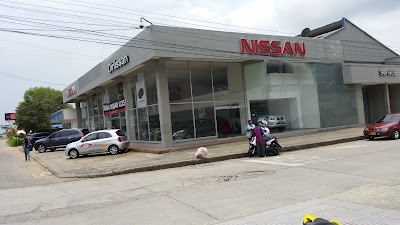 Photos of Nissan, Concesionario de Autos Dinissan, Popay&aacute;n.