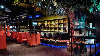 ダイニングダーツバーBee 池袋WEST店