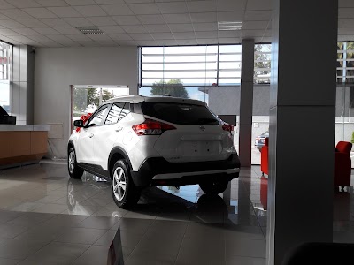 Photos of NISSAN ZUMPANGO