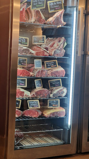 Photo 6 - Le Beef and COw