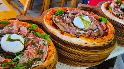 Photo 5 - AUTOUR DE LA PIZZA