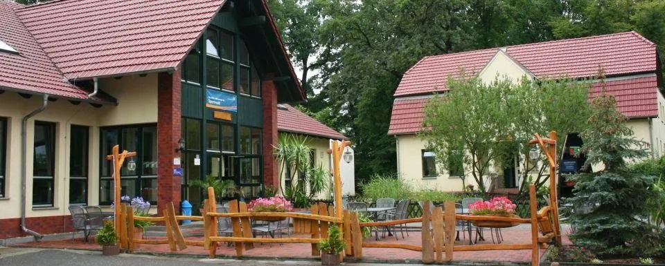 DJH Youth Hostel Burg (Spreewald) with campground