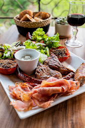 Photo n°3 de Le Petit Jardin à Saint-Guilhem-le-Désert (Restaurant méditerranéen)