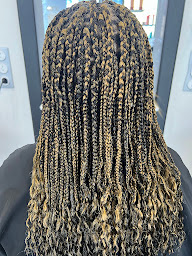 Photo n°10 de Maison Aubry By Emy Hair à Ris-Orangis (Salon de coiffure)