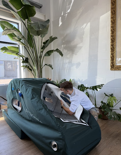 Breathe Hyperbarics - HBOT