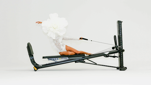Elev8 Pilates - Visual