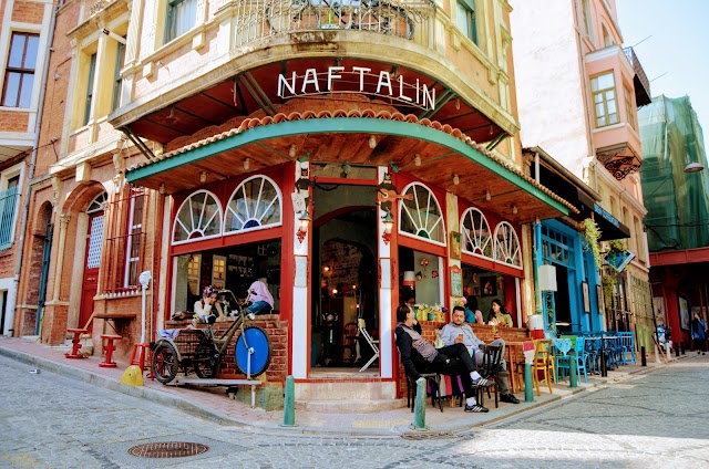 Cafe Naftalin