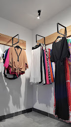 Photo n°4 de Jess vous coiff' Jess vous habille à Saint-Pardon-de-Conques (Salon de coiffure)