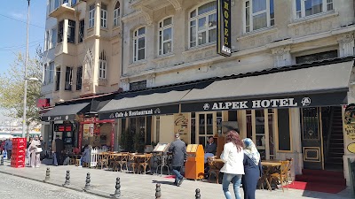 Alpek Hotel