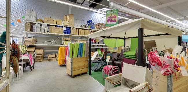 https://magasin.mr-bricolage.fr/5-mr-bricolage-ajaccio-vazzio?utm_source=gmb