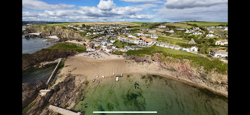 The Cottage Hotel & Restaurant