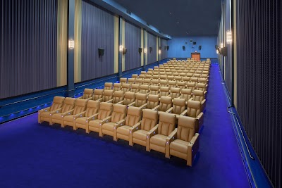Photos of Meadowview Theatre: Classic Cinemas