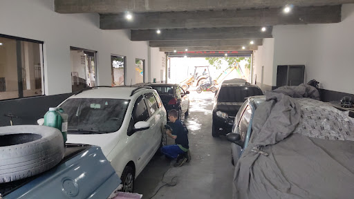 Garagem Peixoto Funilaria e Pintura