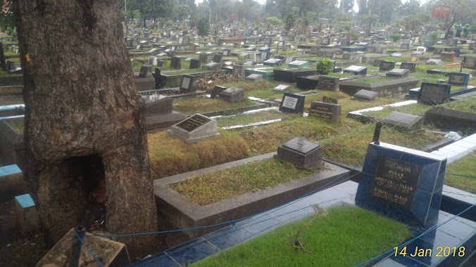 Penggilingan Cemetery, Author: elx mashur