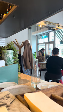 Cocotte Notting Hill by null
