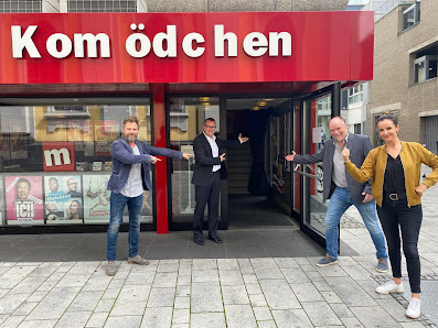 Kom(m)ödchen Kay-und-Lore-Lorentz-Platz, 40213 Düsseldorf, Deutschland
