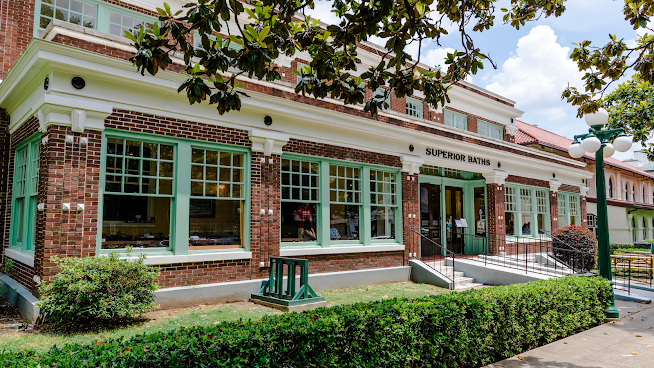 Superior Bathhouse Brewery by null