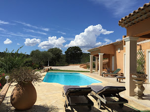 Photo n°9 de Les Villas de Valcros - L'Echappée Bleue Immobilier à La Londe-les-Maures (Agence de location de maisons de vacances)