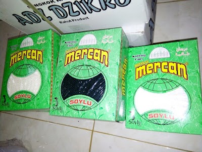 Photos of pengrajin songkok/peci
