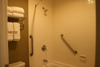 Hampton Inn & Suites Stamford