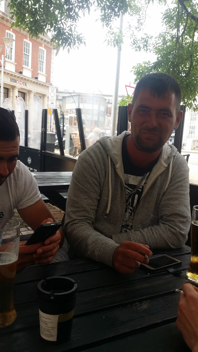 Saracens Head Hotel