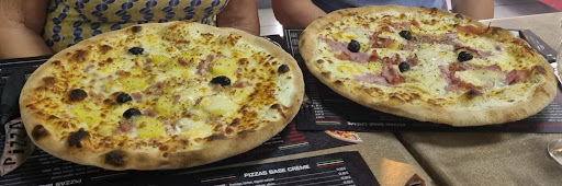 Photo 3 - pizzeria la Petite Napoli