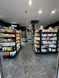Photo n°2 de PHARMACIE DE LA MAIRIE PARIS 16 EME | RUE DE LA POMPE | KBEAUTY | THERASCIENCE à Paris (Pharmacie)
