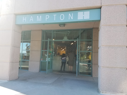 Hampton Salon - Thumbnail
