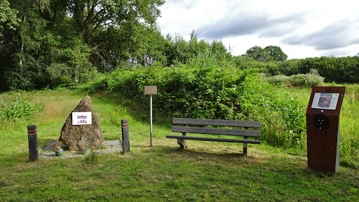 Herdenkingsmonument ( gevallen engel , liberationroute )