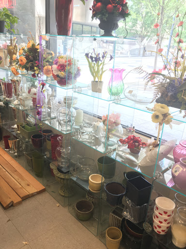 Flowers by Lucas - Thumbnail