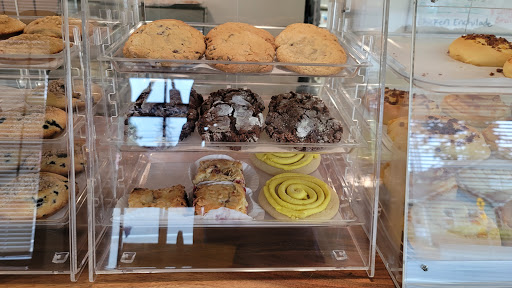 Beachin Bakes - Visual
