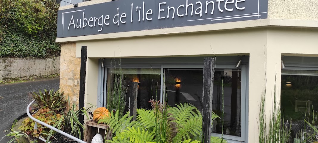 auberge de l'île enchantée by null