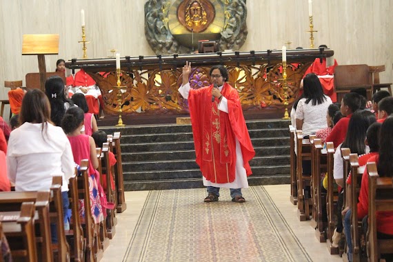 Gereja Katolik St. Yohanes Maria Vianney, Author: Antonius Beny