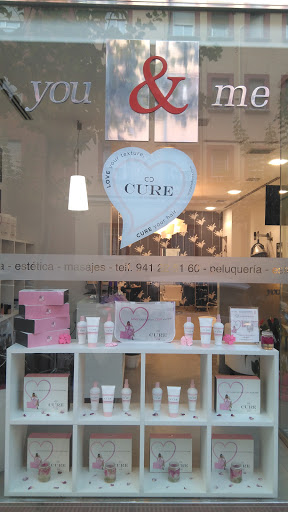 CENTRO DE PELUQUERÍA Y ESTÉTICA YOU & ME - Thumbnail